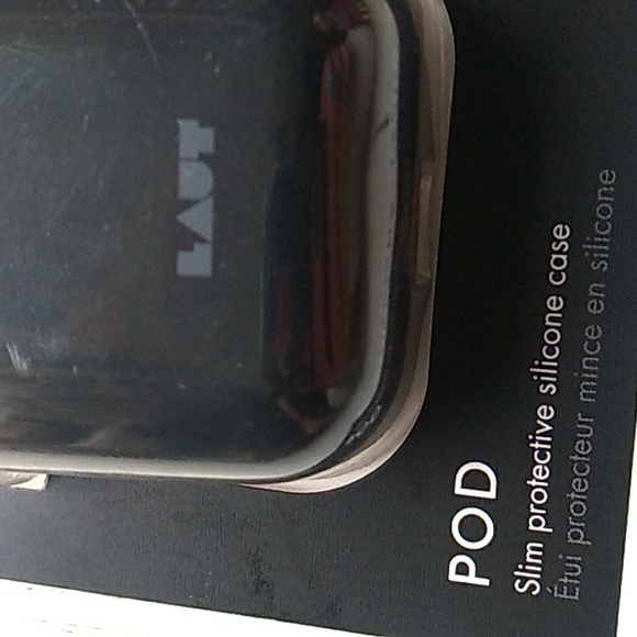 Black Airpods Case - Picture 4 of 4